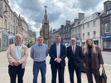 Douglas Ross and Iain Stewart with local councillors